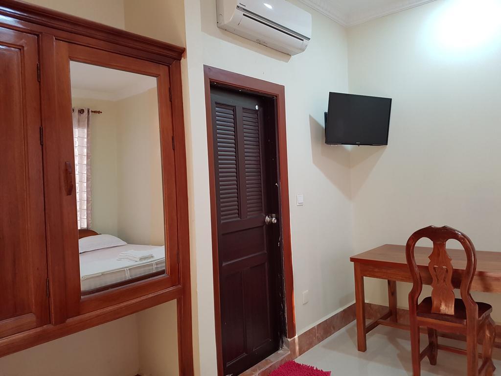 Samnop Samnang Guesthouse Kampot Exteriör bild