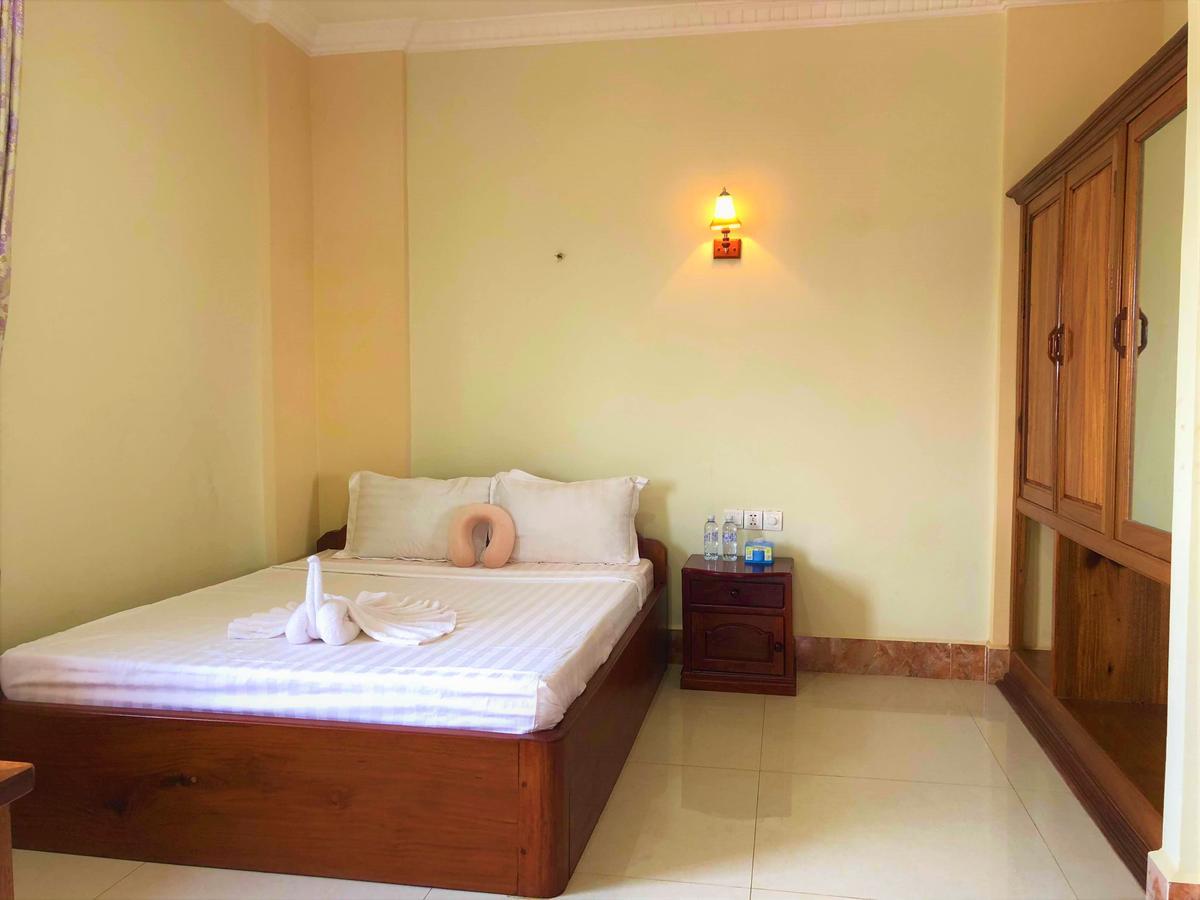 Samnop Samnang Guesthouse Kampot Exteriör bild